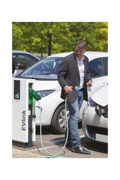 Schneider Electric EVF2S22P02R  PARKING Zemin Ayaklı 22KW 1xT2 RFID EV Şarj İstasyonu